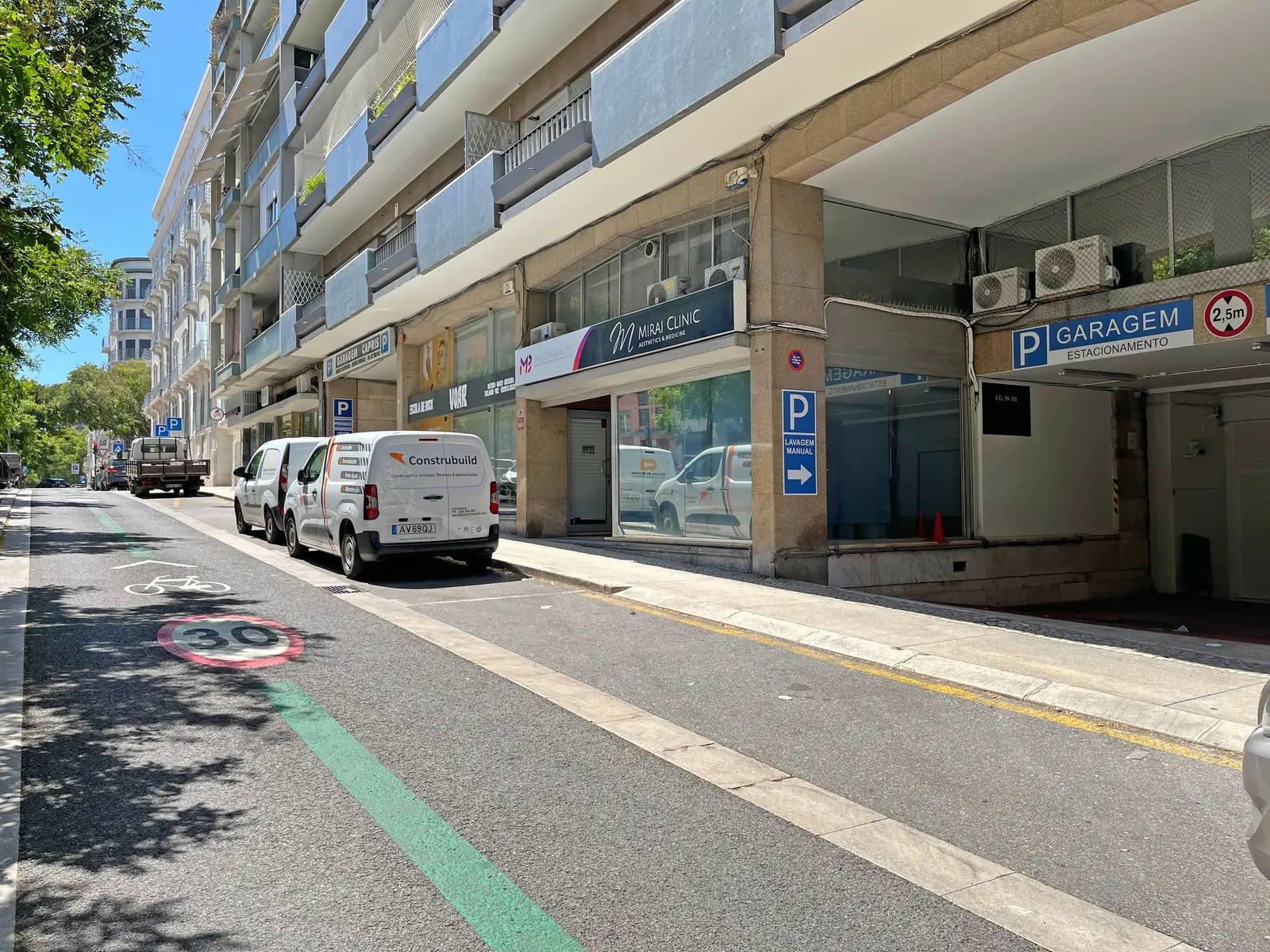 Land — Lisboa