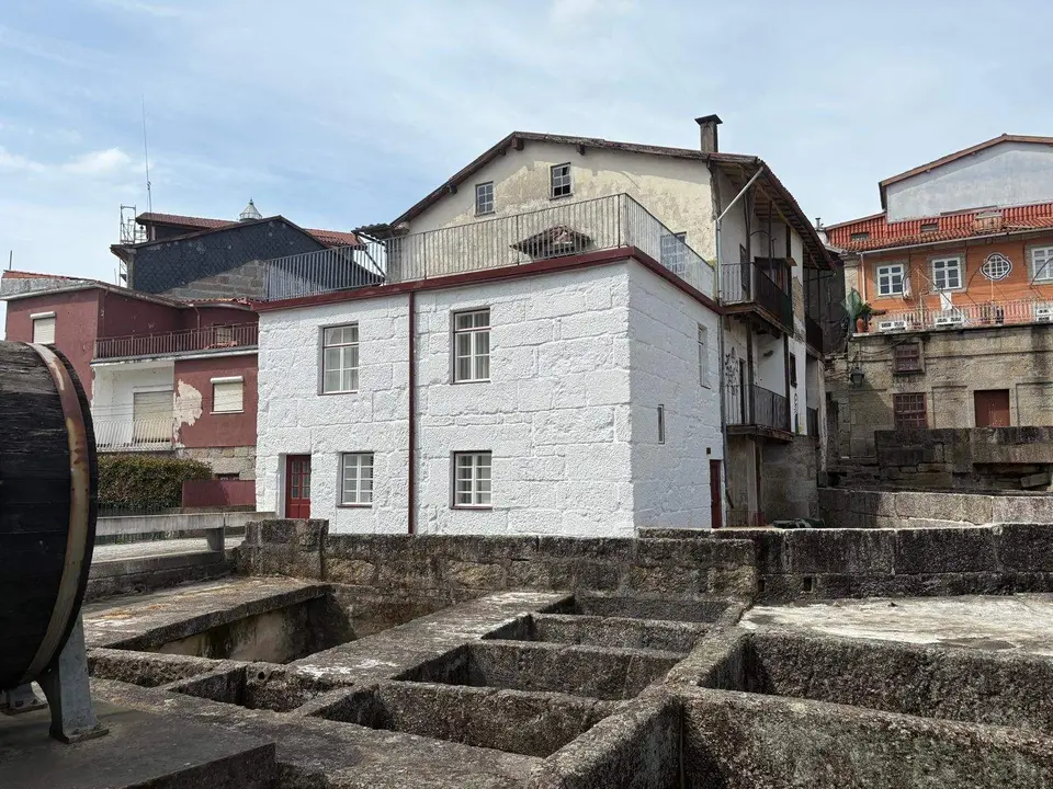 Apartment — 1 ch. — Guimarães