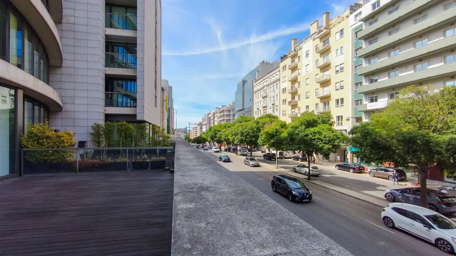 Apartment — 2 ch. — Avenidas Novas