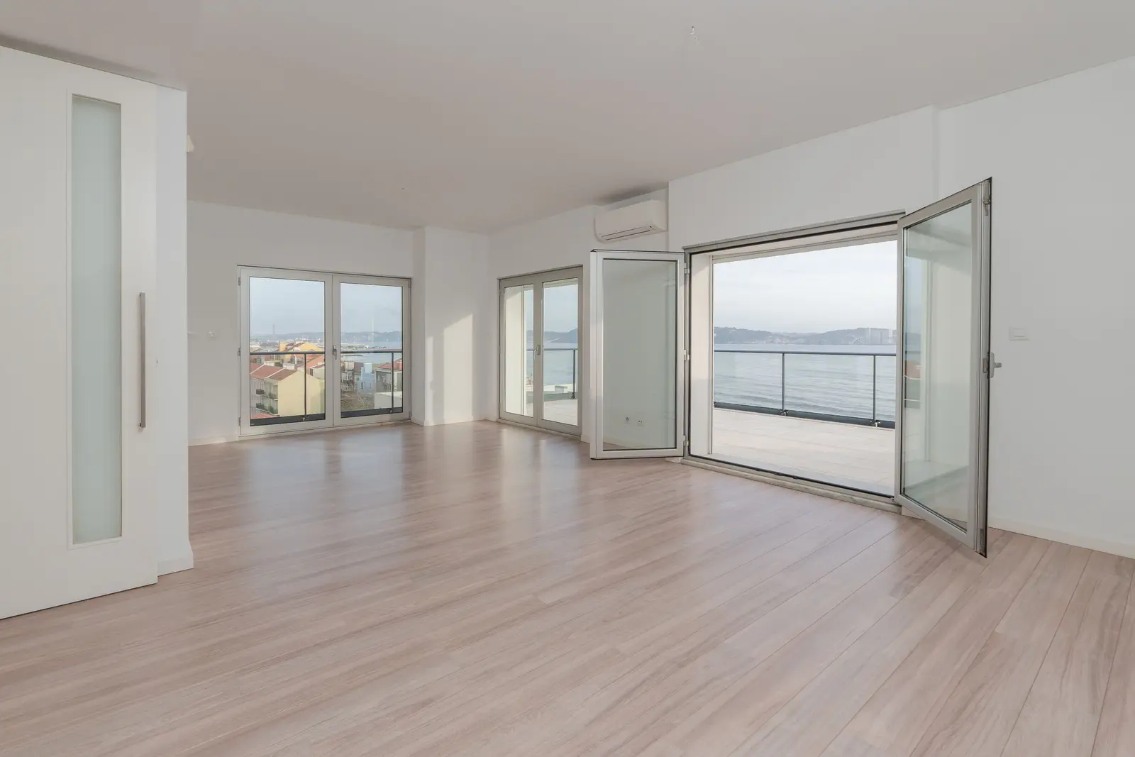 Apartment — 3 ch. — Cruz Quebrada-Dafundo