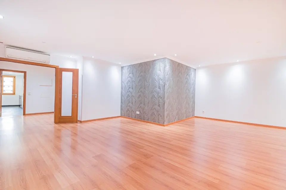 Apartment — 2 ch. — Loures