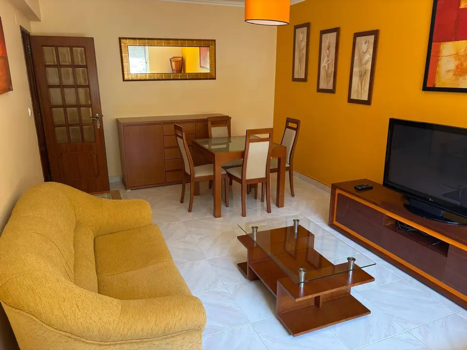 Apartment — 1 ch. — Belas