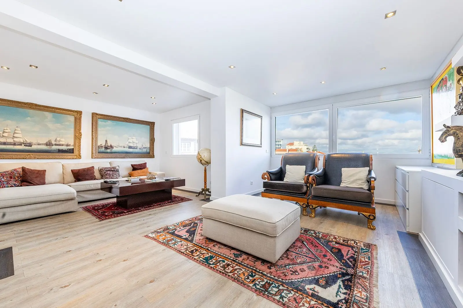 Apartment — 1 ch. — Estoril