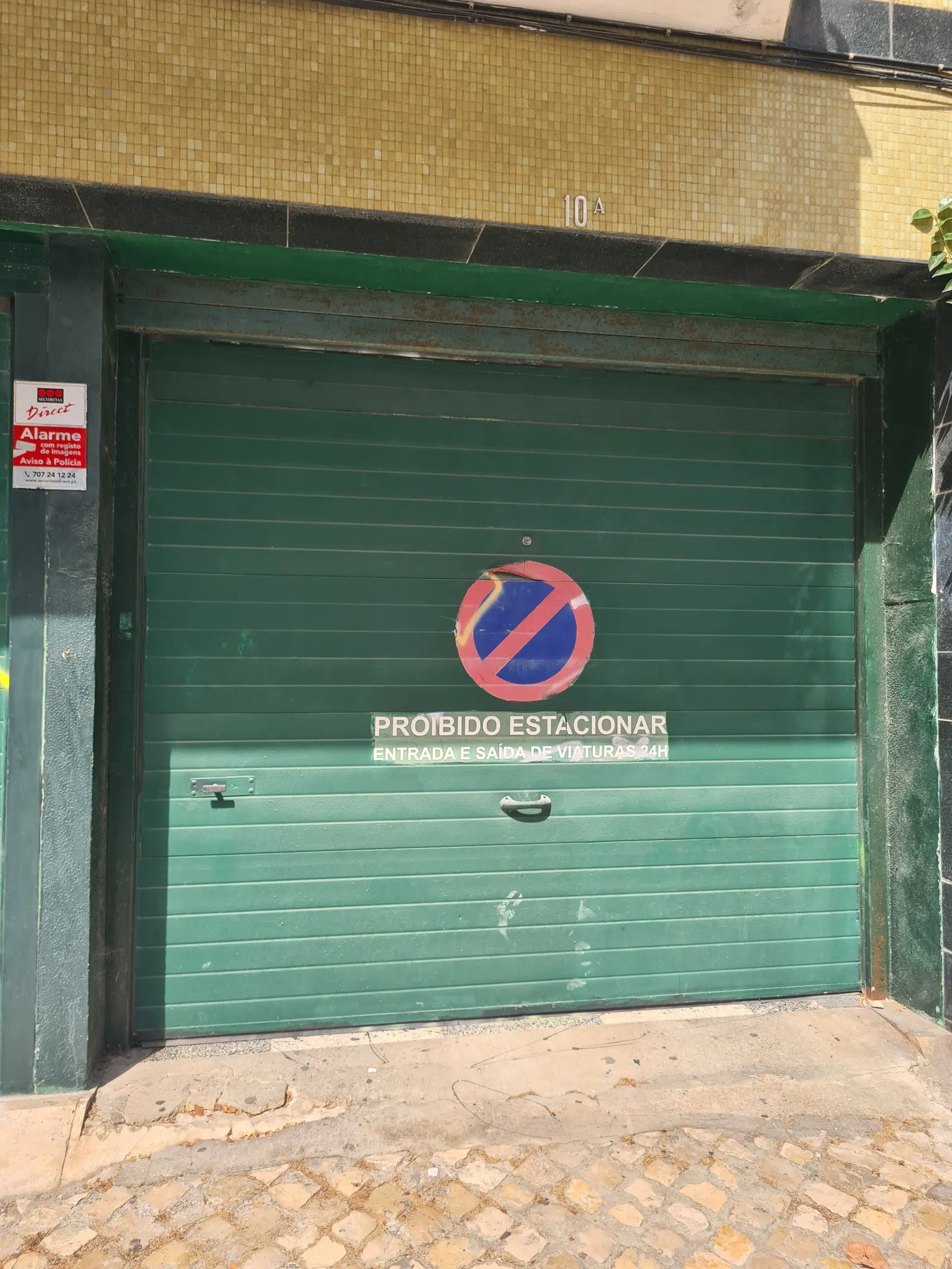 Land — Lisboa