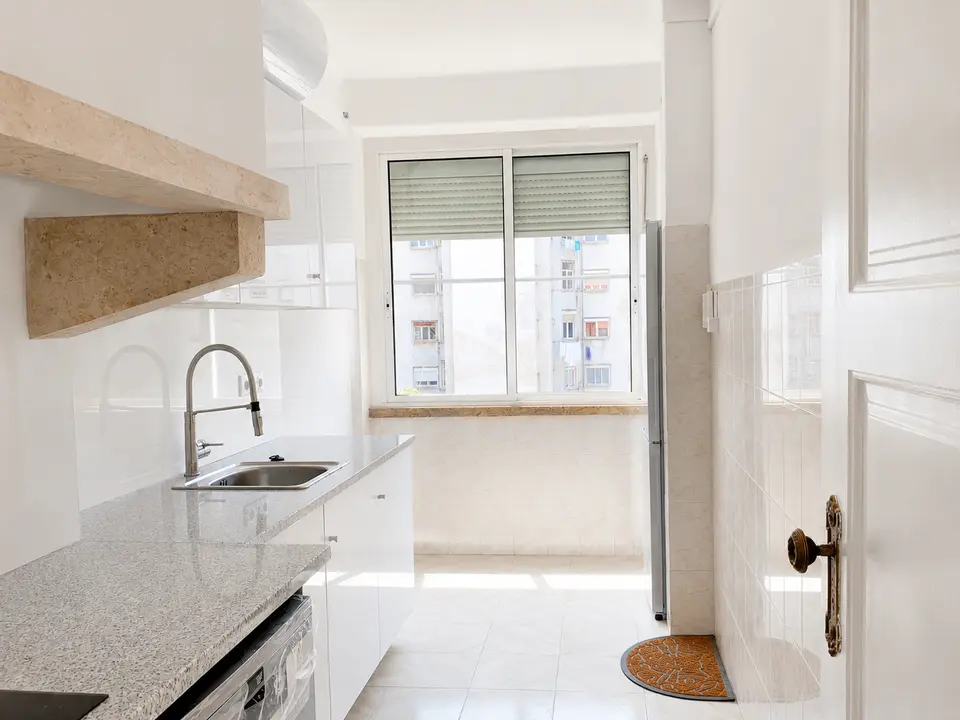 Apartment — 4 ch. — Lisboa