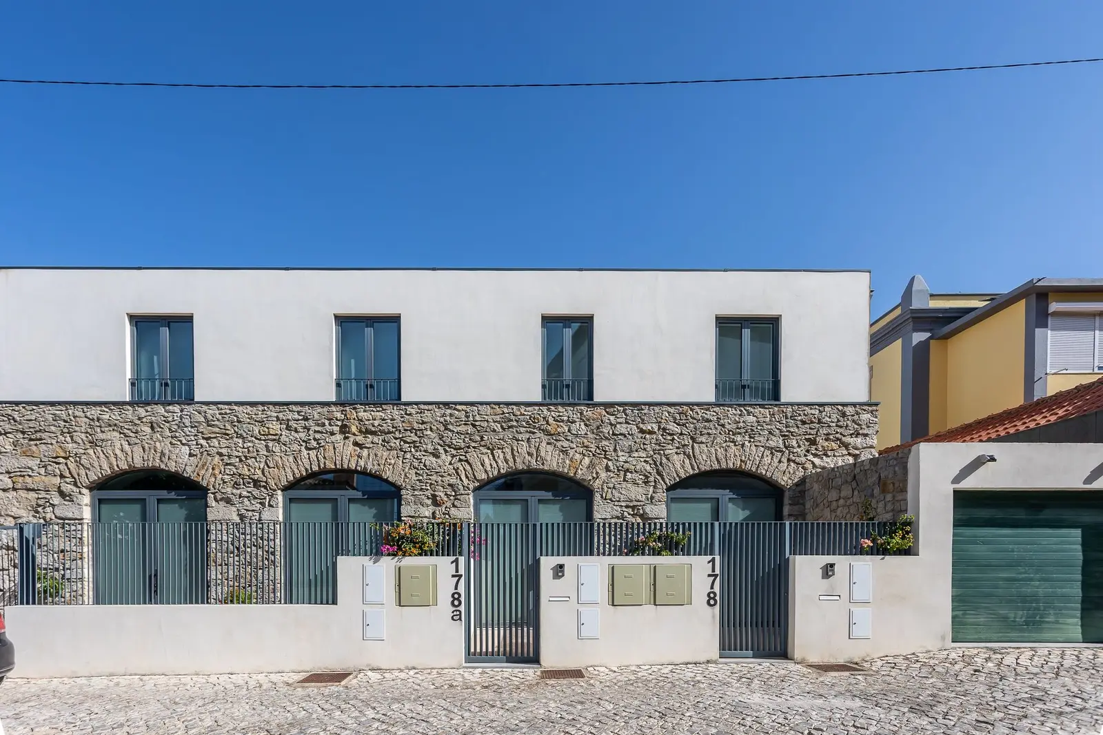 Apartment — 1 ch. — Estoril