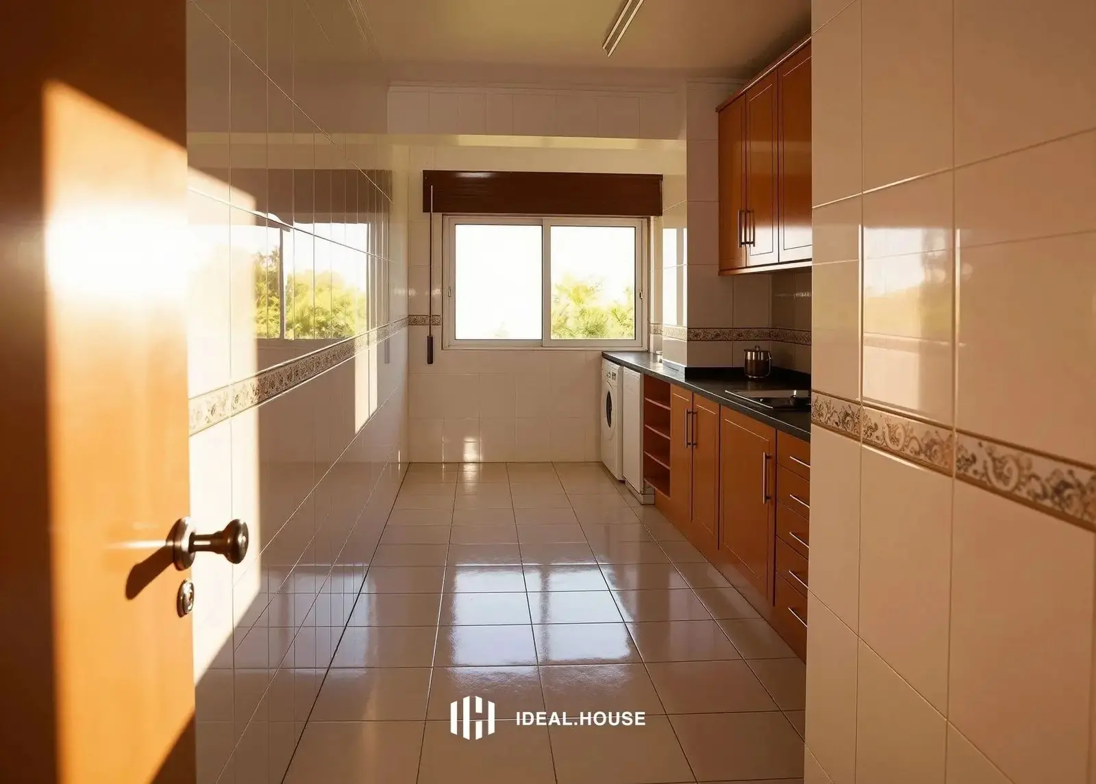 Apartment — 2 ch. — São Miguel das Encostas
