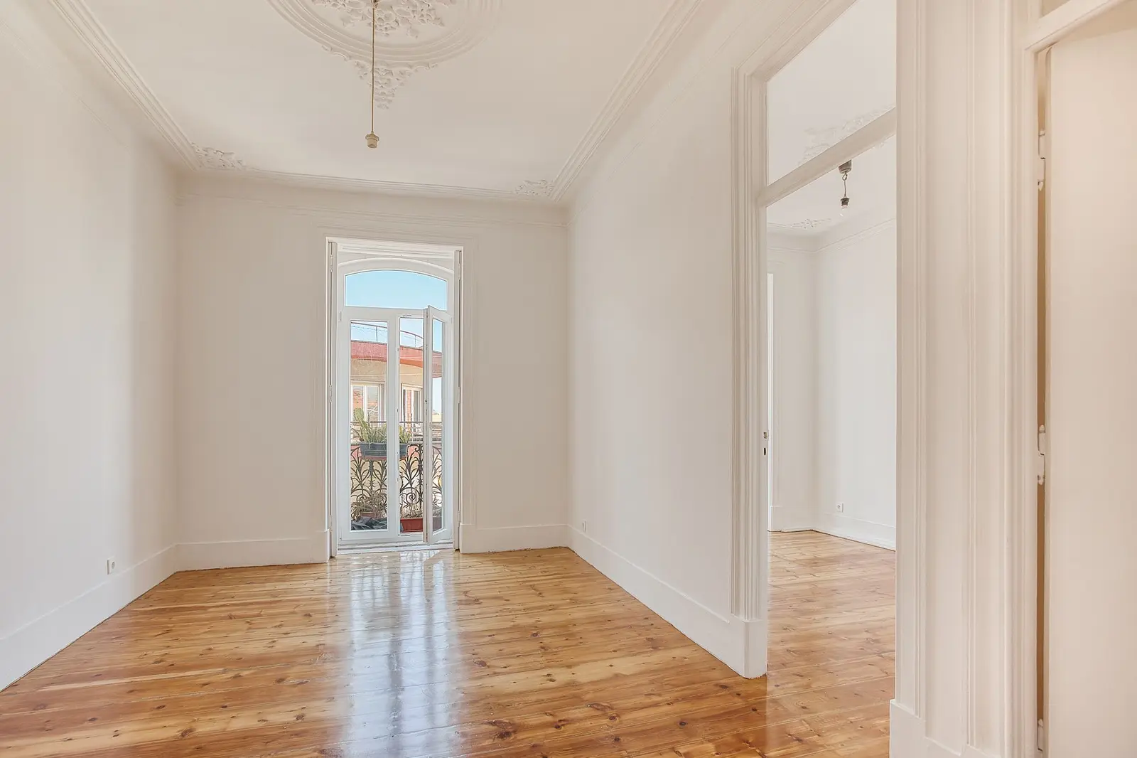 Apartment — 6 ch. — Lisboa