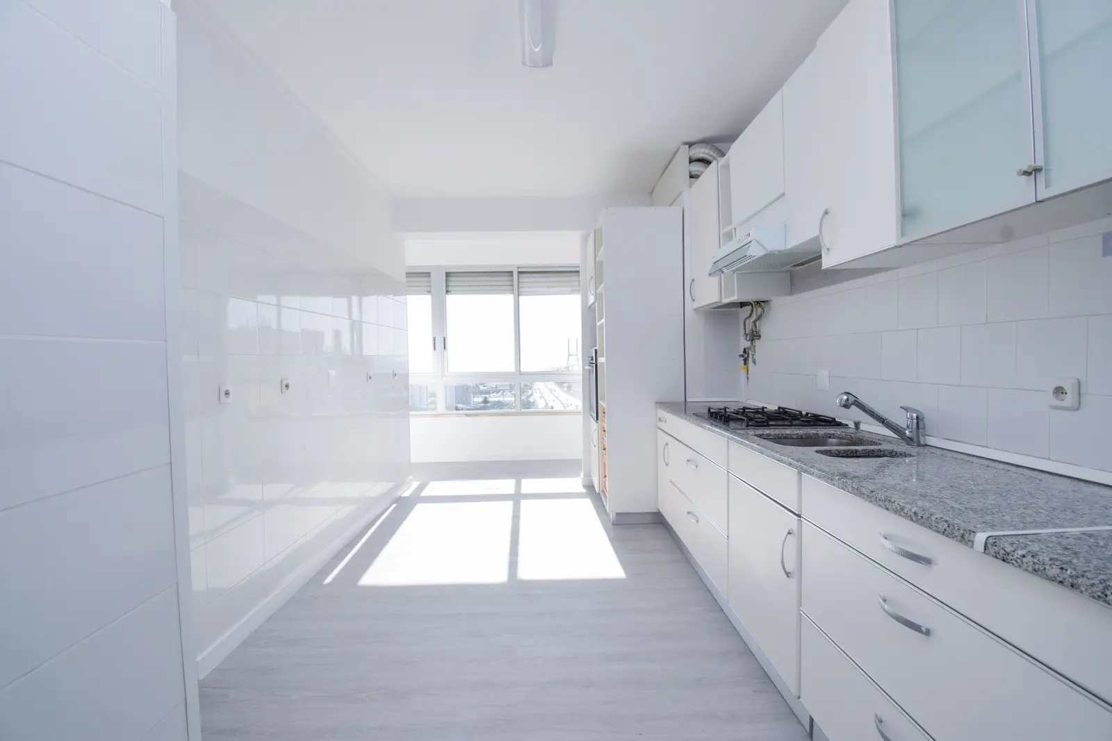 Apartment — 4 ch. — Portela Lrs