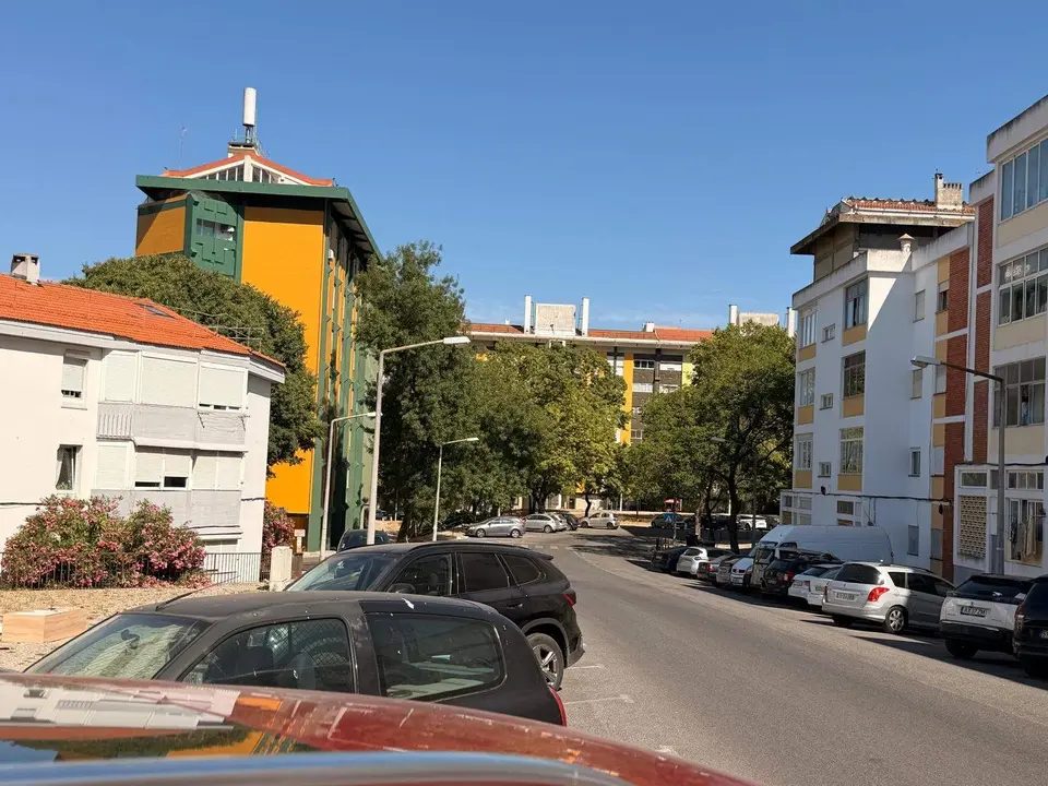 Apartment — 4 ch. — OLIVAIS